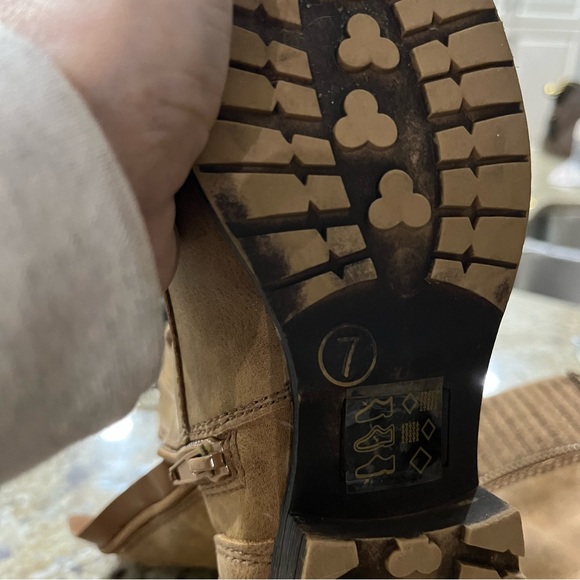 George tan color combat boots lace up and zipper size 7 - Picture 6 of 6